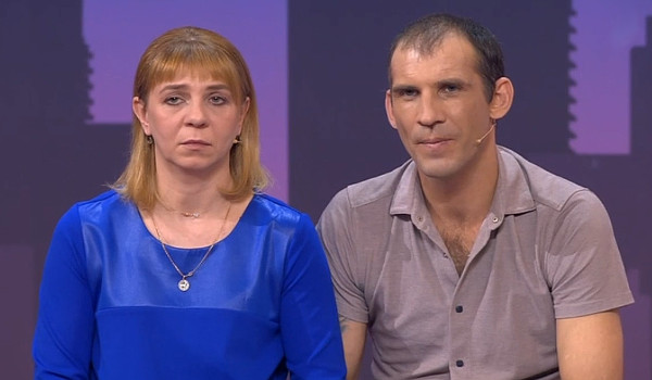 Мужское Женское 06.04.2026 — Босиком по мостовой